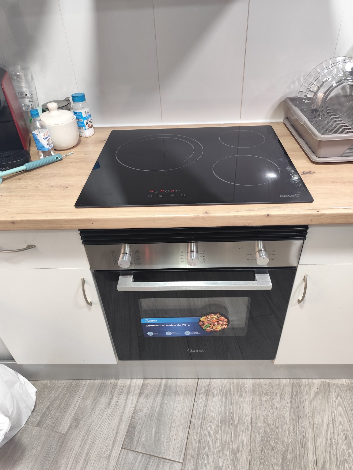 Instalación de vitro y horno en vivienda